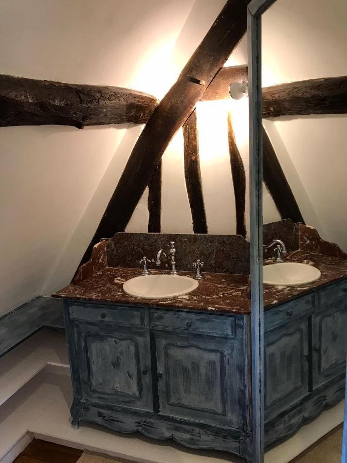 La Gloriette Gite Situe Dans La Propriete Dun Magnifique Manoir Vatteville 外观 照片