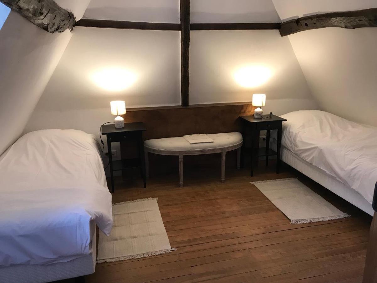 La Gloriette Gite Situe Dans La Propriete Dun Magnifique Manoir Vatteville 外观 照片
